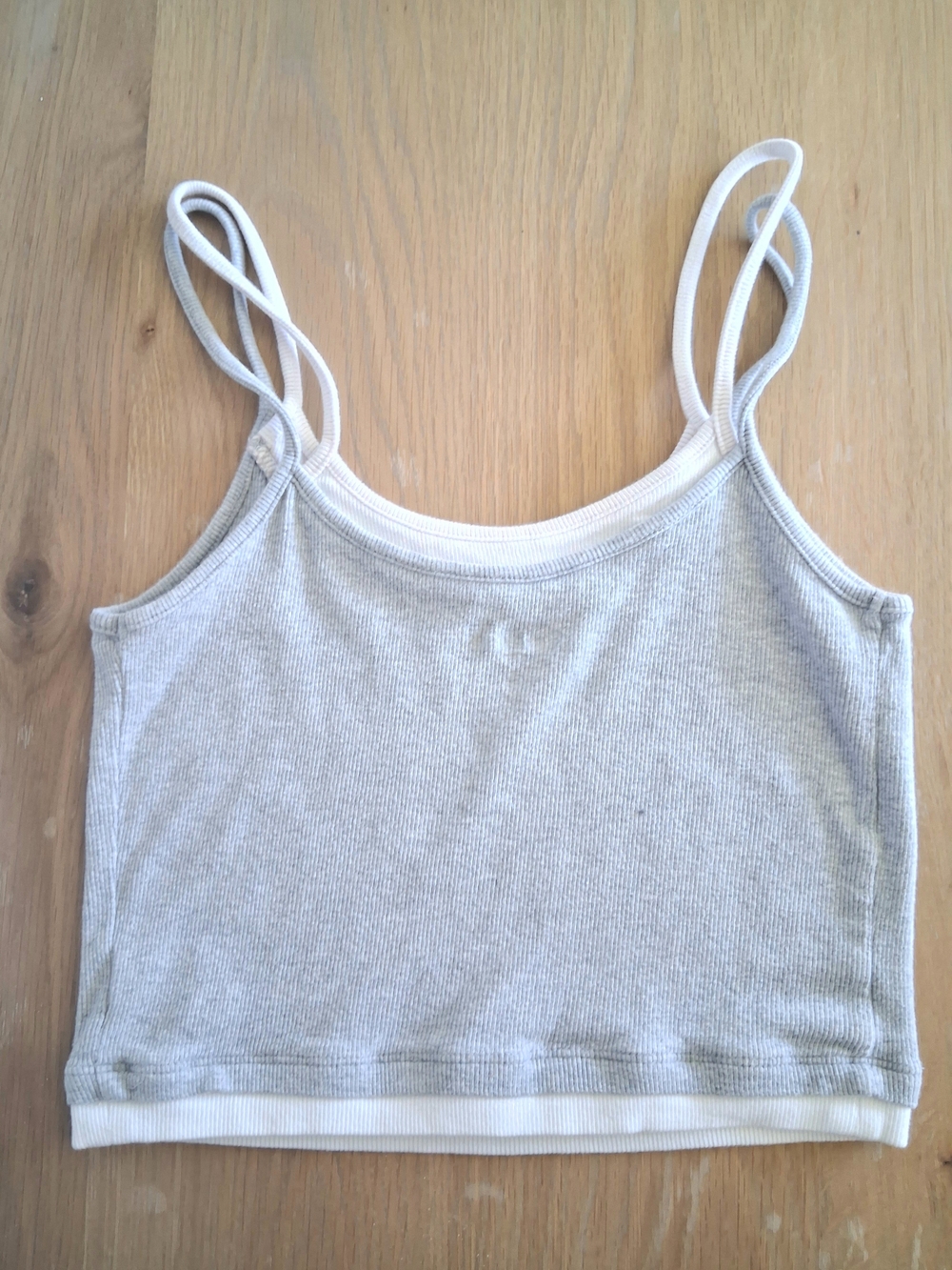 PACSUN - GREY AND WHITE LAYERED TANK TOP📸🌴🌐 - Picture 3 of 4